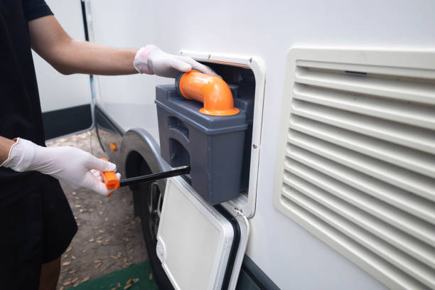 Best Porta potty delivery and setup  in Windom, MN